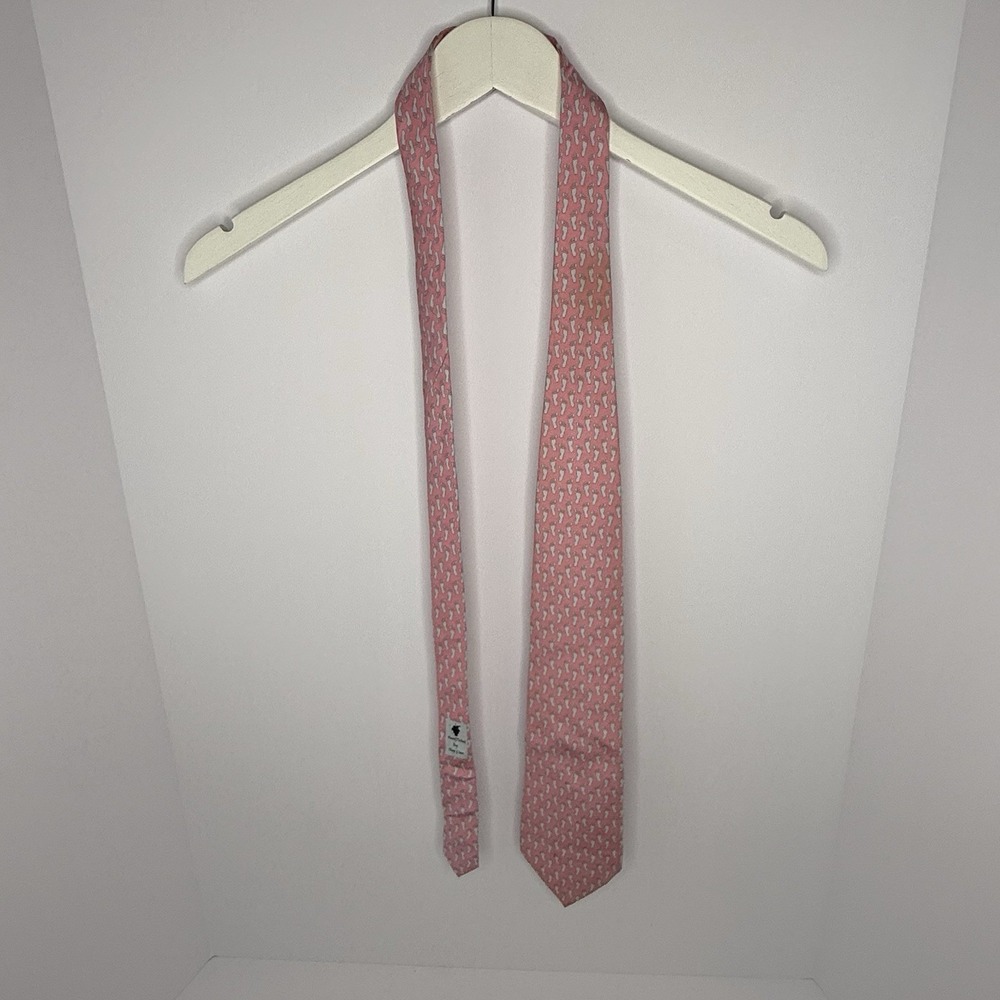 Vineyard Vines Barefoot Footprints AOP Tie 100% Silk Pink Blue Martha's Vineyard